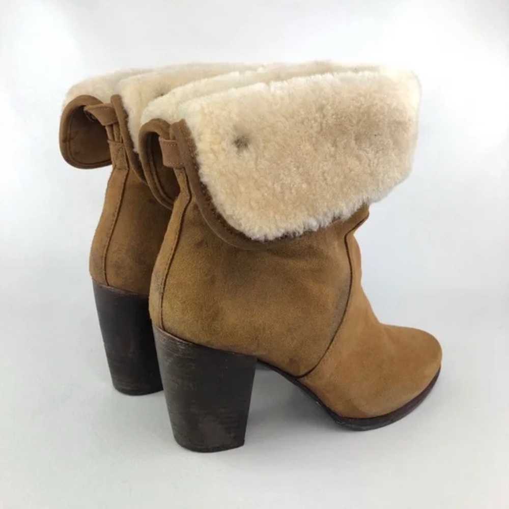UGG Layna Sheepskin Cuff Winter Boots Size 5 - Picture 11 of 11